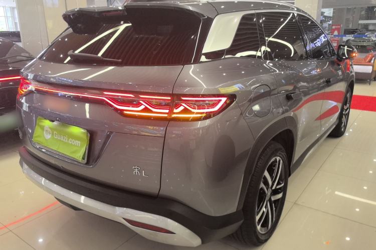 Used BYD Song L DM-i 2024 112 km Leading Edition Rear Right 45 Deg