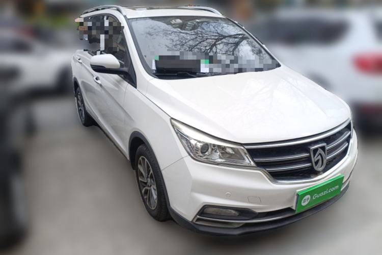 Used Baojun 730 2019 1.5T CVT Flagship Model 7 Seats China VI Emission Standard Front Right 45 Deg