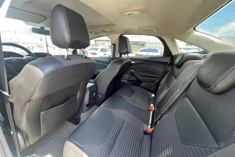 Used Ford Focus 2017 Sedan EcoBoost 125 Automatic Supreme Style SmartDrive Edition
