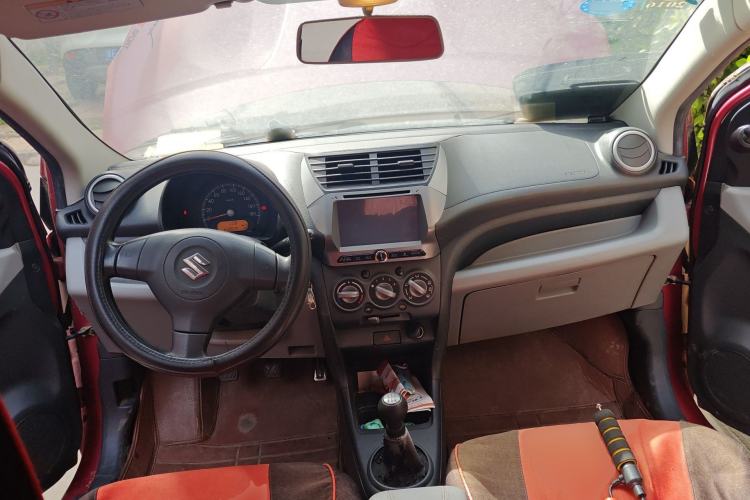 Used Suzuki Alto 2013 1.0L Manual Comfort Version Center Console