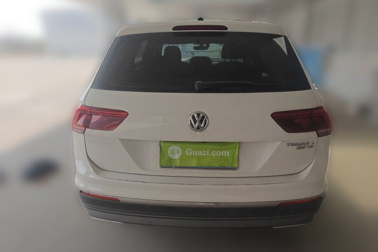 Used Volkswagen Tiguan L 2019 380TSI Automatic All-Wheel Drive Luxury Edition with 7 Seats China VI Standard Rear