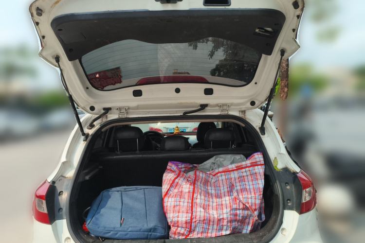 Used JAC Group Refine S2 2015 1.5L Manual Luxury Smart Model Trunk