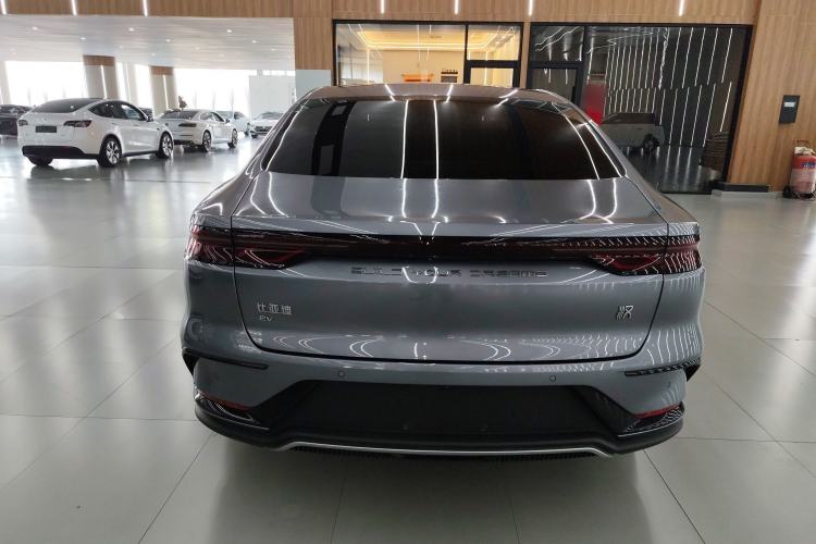 Used BYD Han 2024 EV Glory Edition 506KM Front-Wheel-Drive Premium Model Rear