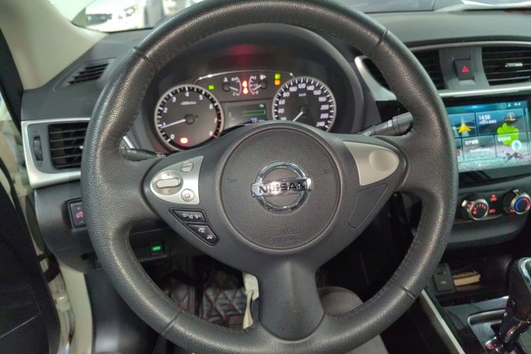 Used Nissan Sylphy 2019 1.6XV CVT Smart Connect Luxury Edition China VI Standard Steering Wheel