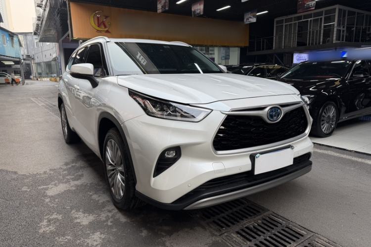 Used Toyota Highlander 2023 2.5L Smart Electric Hybrid Dual-Engine Four-Wheel Drive Prestige Version – 7 Seats
