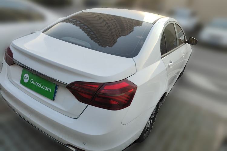 Used Geely Auto Emgrand 2019 Leading Edition 1.5L Manual Luxury Model China VI Standard

