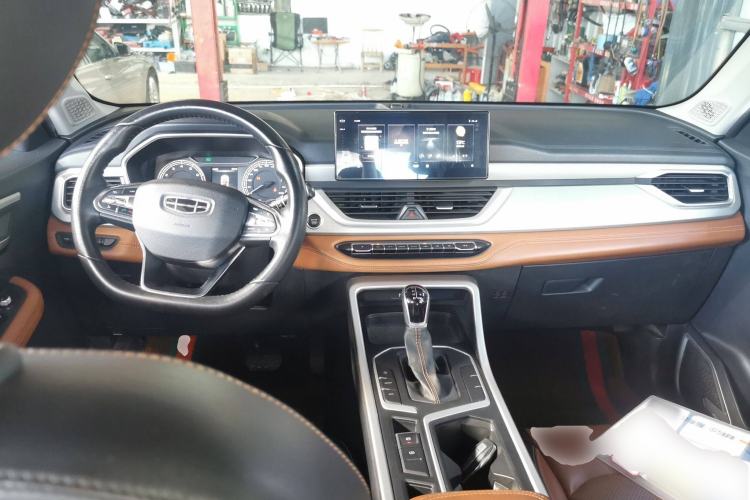 Used Geely Auto Vision X6 2020 1.4T CVT Luxury Edition