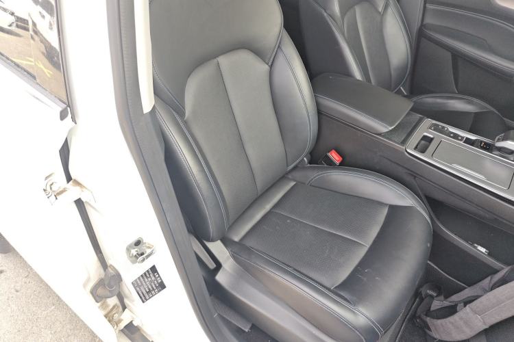 Used Roewe RX5 2020 PLUS 300TGI Automatic Ali National Trend Flagship Edition