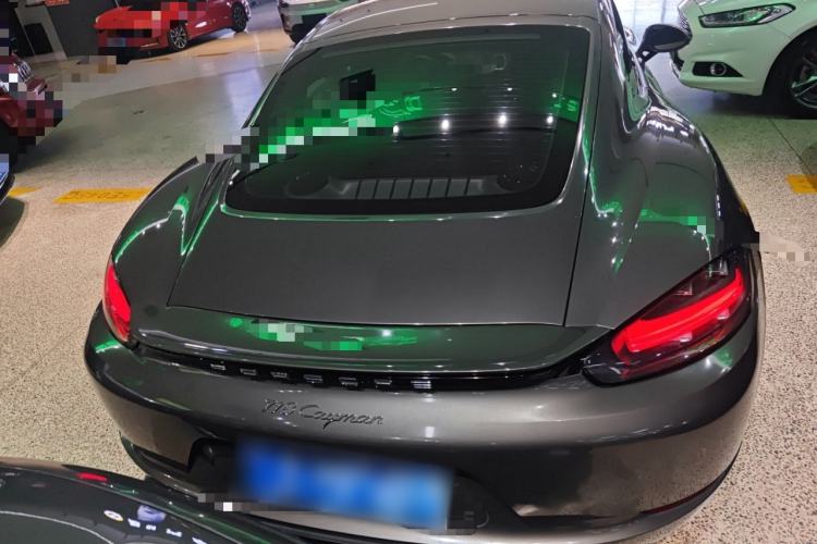 Used Porsche 718 2016 Cayman 2.0T
