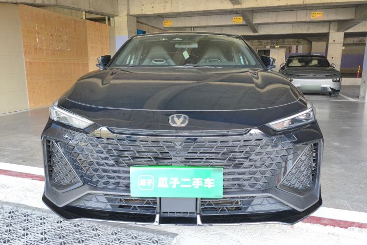 Used CHANGAN UNI-V 2022 2.0T Leading-Speed Edition
