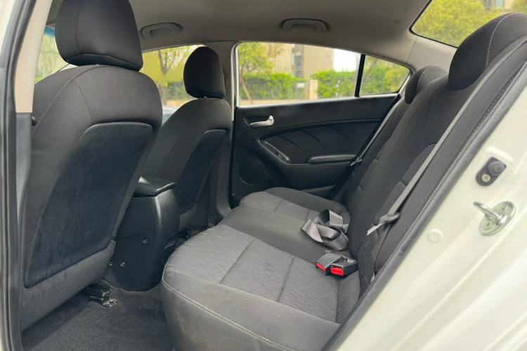 Used Kia K3 2015 1.6L Automatic GL Interior 4