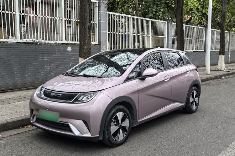 Used BYD Dolphin 2023 420 km Fashion Edition