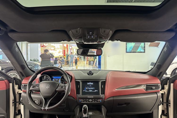 Used Maserati Levante 2016 3.0T Standard Edition Interior 1