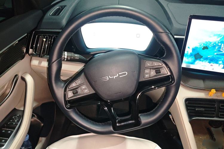 Used BYD Song PLUS New Energy 2023 Champion Edition DM-i 110KM Flagship Model
