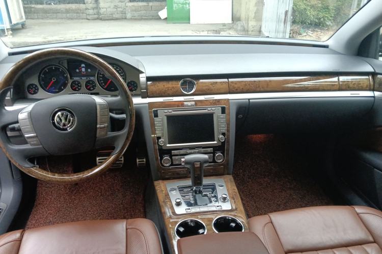 Used Volkswagen Phaeton 2012 3.0L Elite Custom Edition