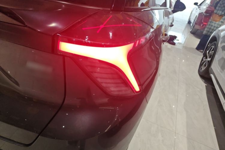 Used MG 4 EV 2022 425 km Luxury Edition Right Rear Taillight