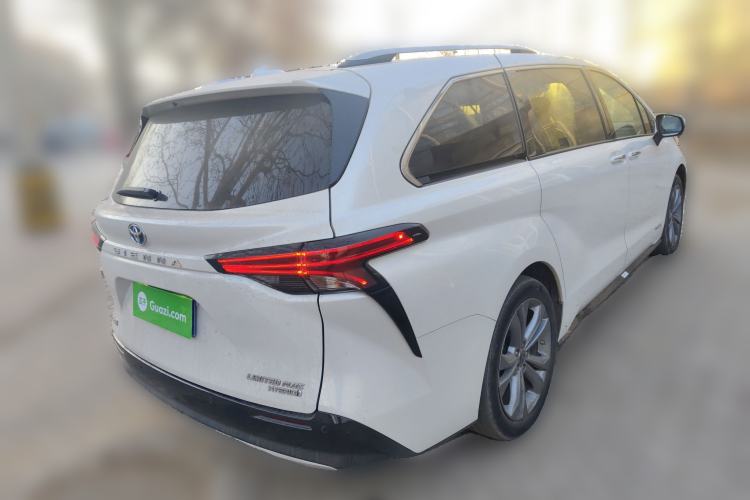 Used Toyota SIENNA 2021 2.5L Hybrid Ultimate Edition