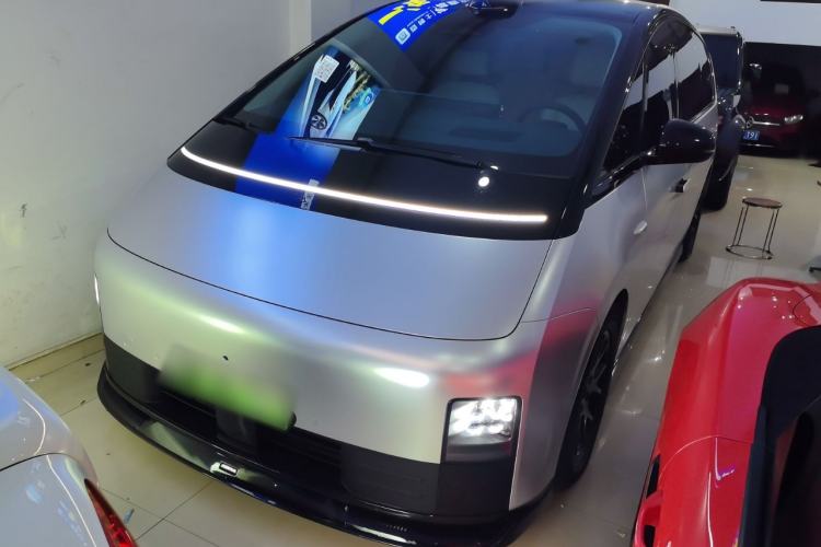 Used Li Auto MEGA 2024 Ultra Model