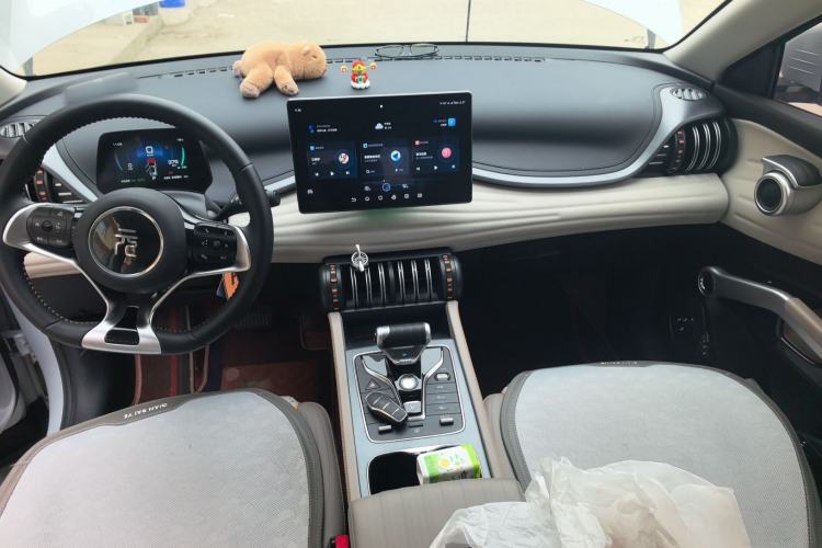 Used BYD Yuan PLUS 2024 Honor Edition 510KM Leading Model Center Console