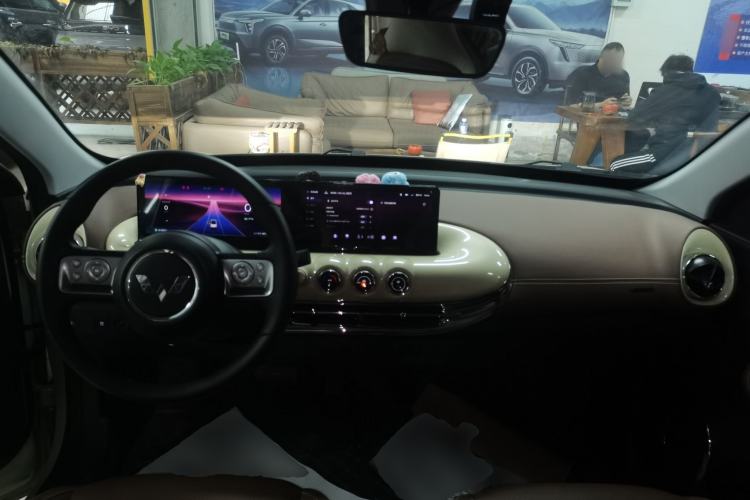 Used Wuling Bingo 2023 333 km Lingxi Connected Version Center Console
