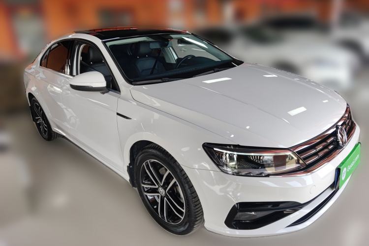 Used Volkswagen Lamando 2019 280TSI DSG Comfort Edition China VI standard Front Right 45 Deg