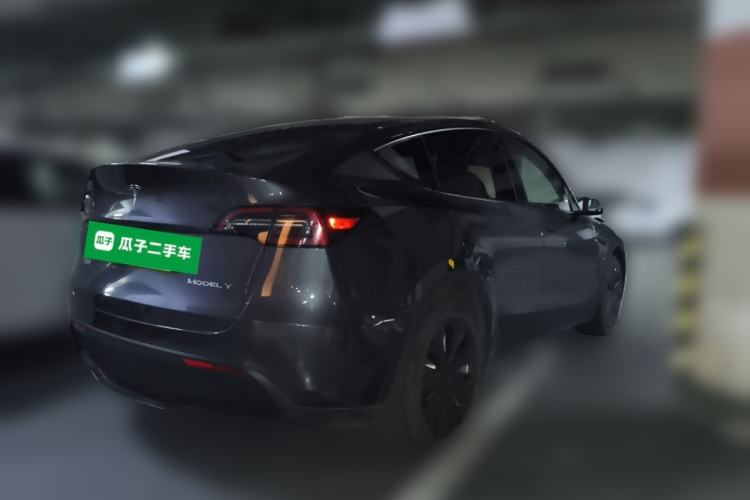 Used Tesla Model Y 2021 Standard Range Rear-Wheel Drive Version Rear Right 45 Deg