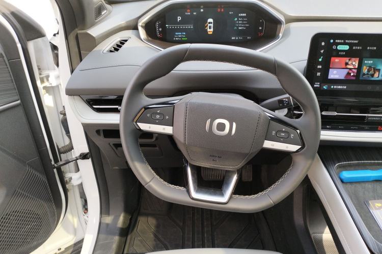 Used CHANGAN NEVO Q05 2025 Truly Delicious Version 125cc Beyond-Excellent Type Steering Wheel
