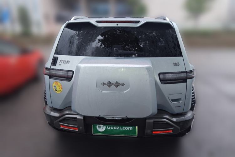 Used Formula Leopard Titanium 3 2025 501 km Range Rear-Wheel Drive Intelligent Driving Max Edition