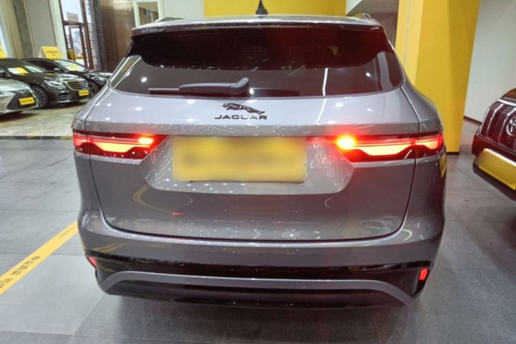 Used Jaguar F-PACE 2024 P250 R-Dynamic SE