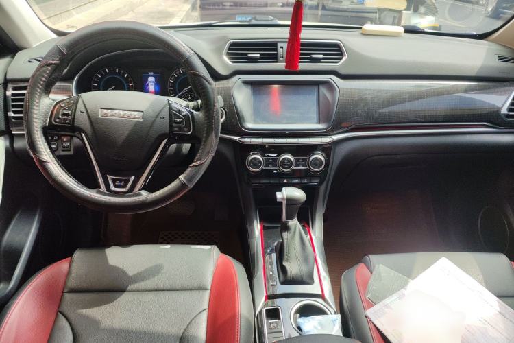 Used Haval H2 2017 Blue Label 1.5T Automatic Two-Wheel Drive Luxury Model
