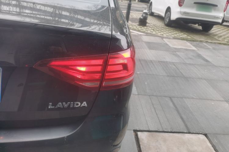 Used Volkswagen Lavida 2019 Lavida Start 1.5L Automatic Trendy Version China VI Standard