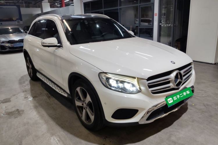 Used Mercedes-Benz GLC 2016 GLC 300 4MATIC Dynamic Model
