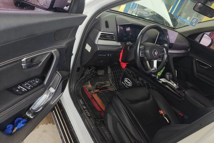 Used BYD Song Pro 2019 1.5T Automatic Elite Edition Driver Seat