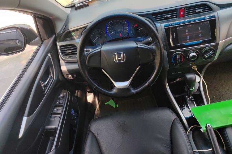 Used Honda Crider 2016 1.8L CVT Comfort Version
