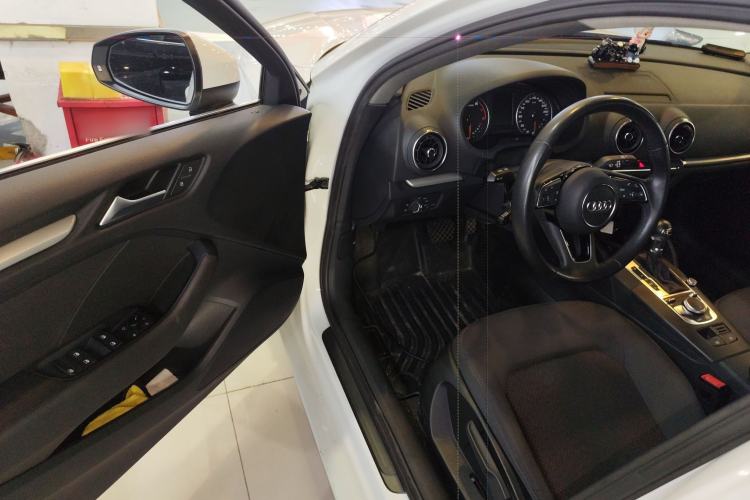 Used Audi A3 2020 Restyled Limousine 35 TFSI Ambition Version China VI Driver Seat