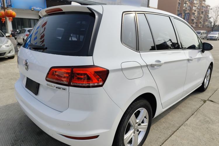 Used Volkswagen Golf Sportsvan 2018 1.6L Automatic Comfort Model Rear Right 45 Deg