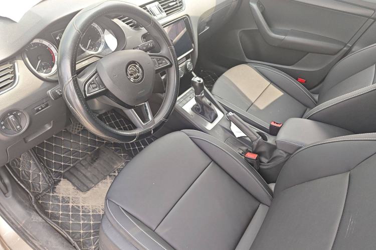 Used Skoda Octavia 2021 1.5L Automatic Comfort Edition