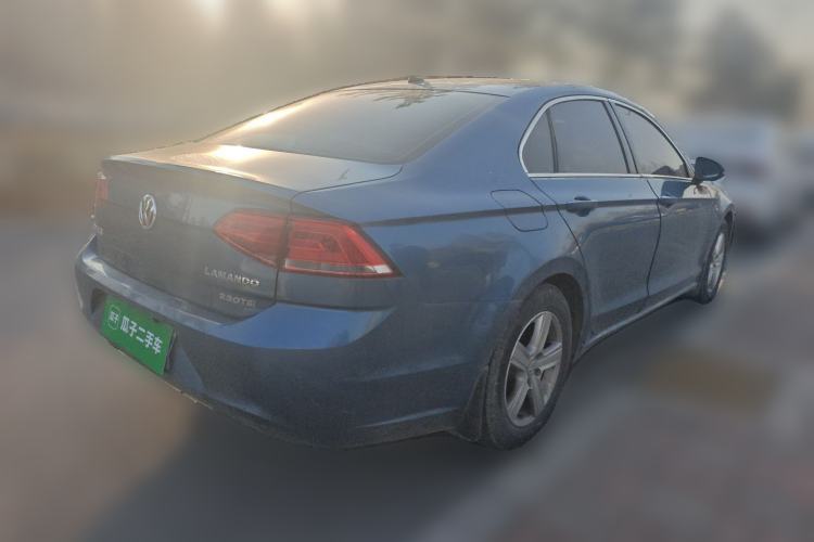 Used Volkswagen Lamando 2015 230TSI DSG Fashion Edition Rear Right 45 Deg