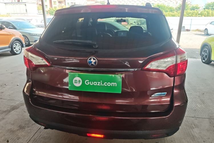 Used Venucia T70 2015 2.0L CVT Smart Choice Edition