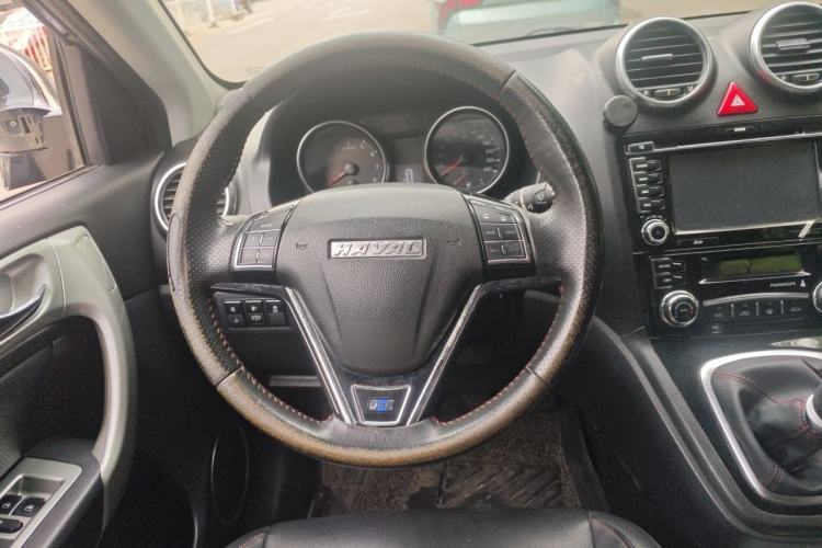 Used Haval H6 2015 Upgraded Model 1.5T Manual Two-Wheel Drive Elite Version
