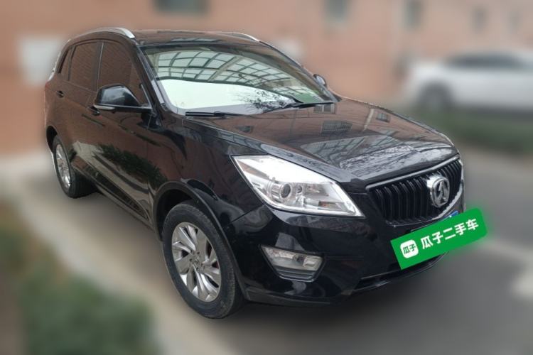 Used BAIC Weiwang S50 2016 1.5T Manual Joyful Elite Edition Front Right 45 Deg