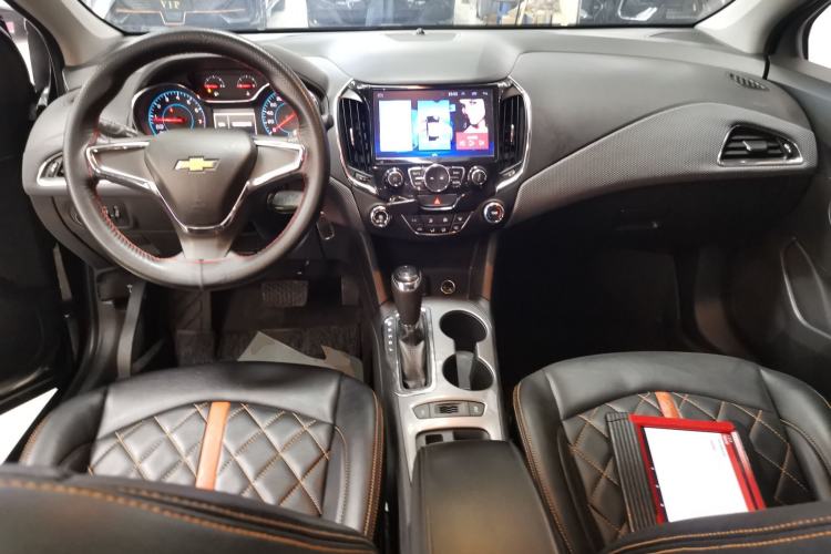 Used Chevrolet Cruze 2018 320 Automatic Pioneer Sunroof Edition