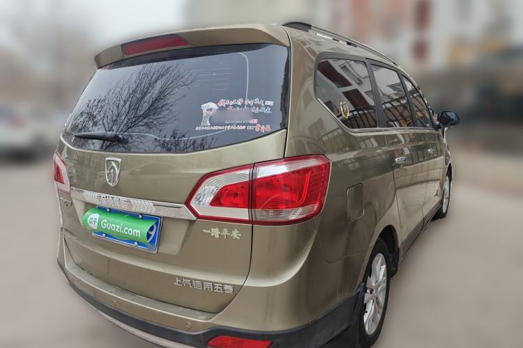Used Baojun 730 2014 1.5L manual Comfort version 7 seats