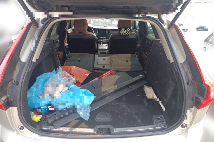 Used Volvo XC60 2019 T5 4x4 Zhiyuan Edition China VI Standard