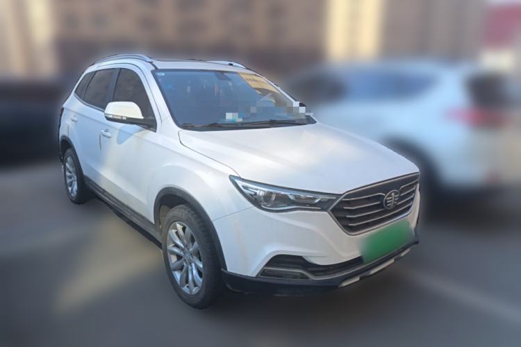 Used Bestune X40 2019 1.6L Automatic Luxury Edition China VI Front Right 45 Deg