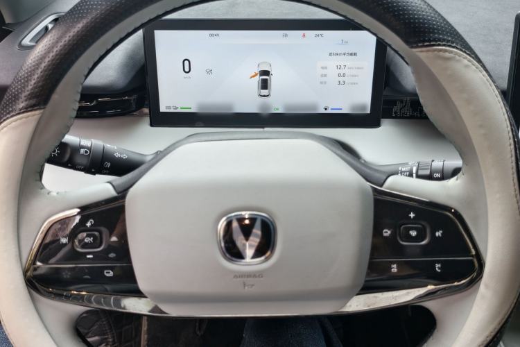 Used CHANGAN UNI-Z New Energy 2024 Blue Whale Smart Electric iDD 125km Excellence Model Steering Wheel