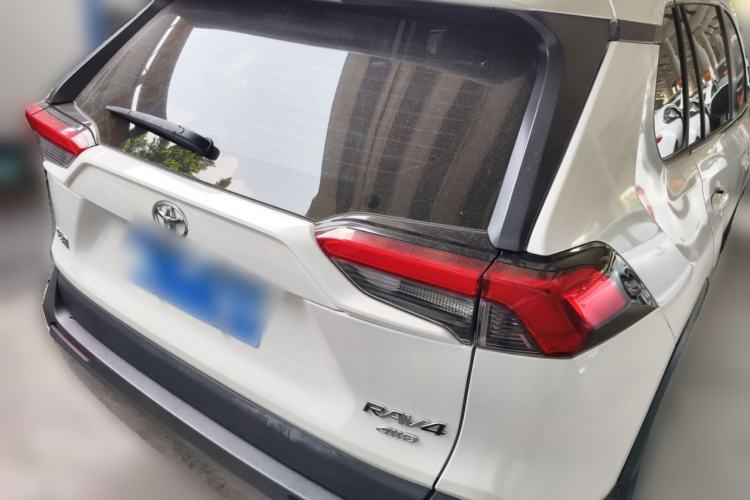 Used Toyota RAV4 2020 2.0L CVT 4x4 Trend Edition
