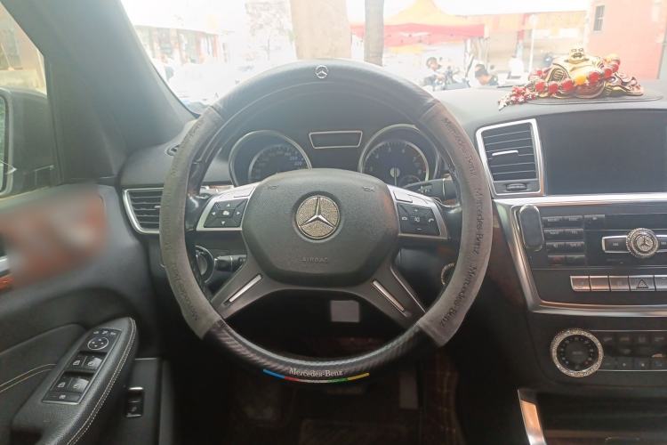 Used Mercedes-Benz M-Class 2014 ML 400 4MATIC Luxury Model