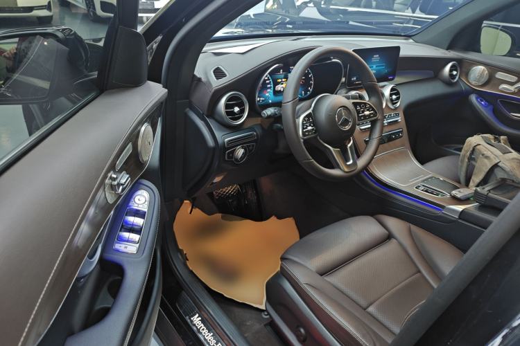 Used Mercedes-Benz GLC 2022 Facelift GLC 260 L 4MATIC Luxury Edition
