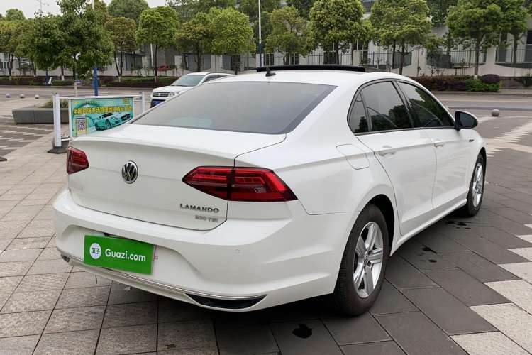 Used Volkswagen Lamando 2021 230TSI DSG Fashion Edition
